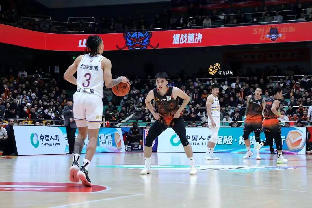 山东男篮实现大逆转，惊险击败对手