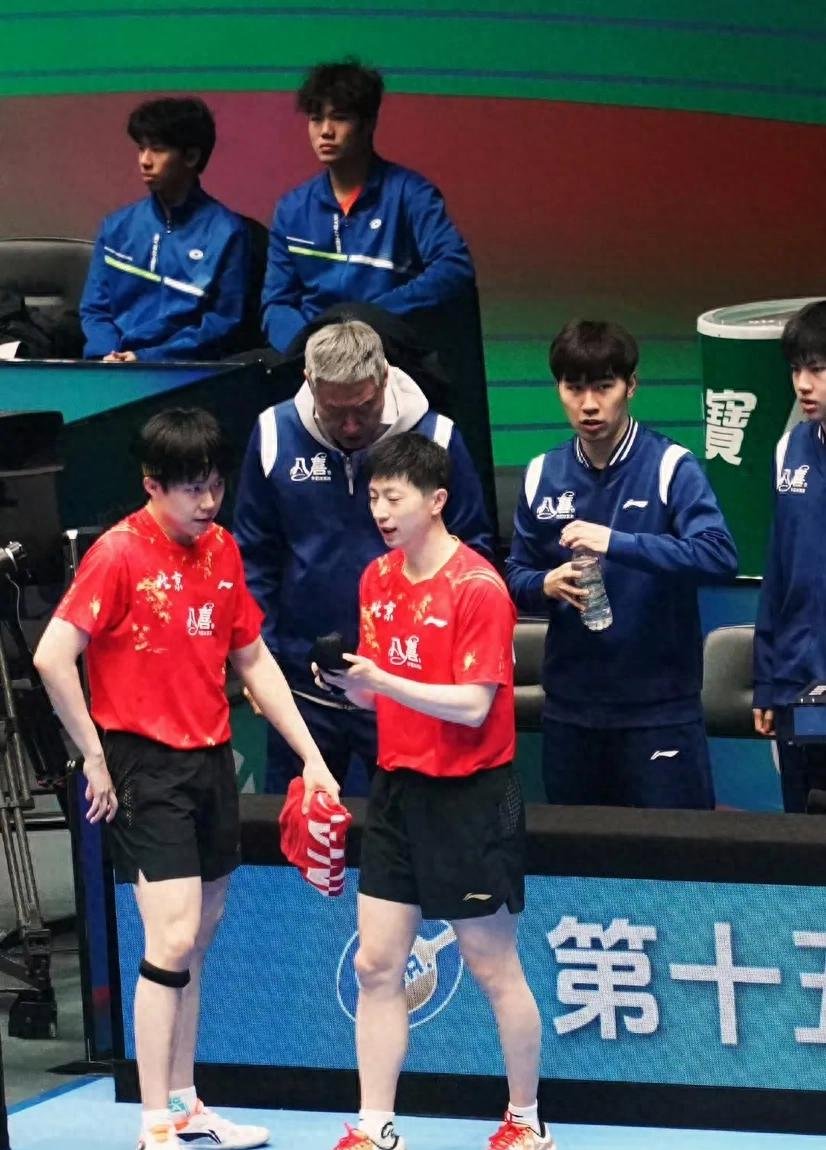 关于洛杉矶双雄再次对决，火药味十足的信息