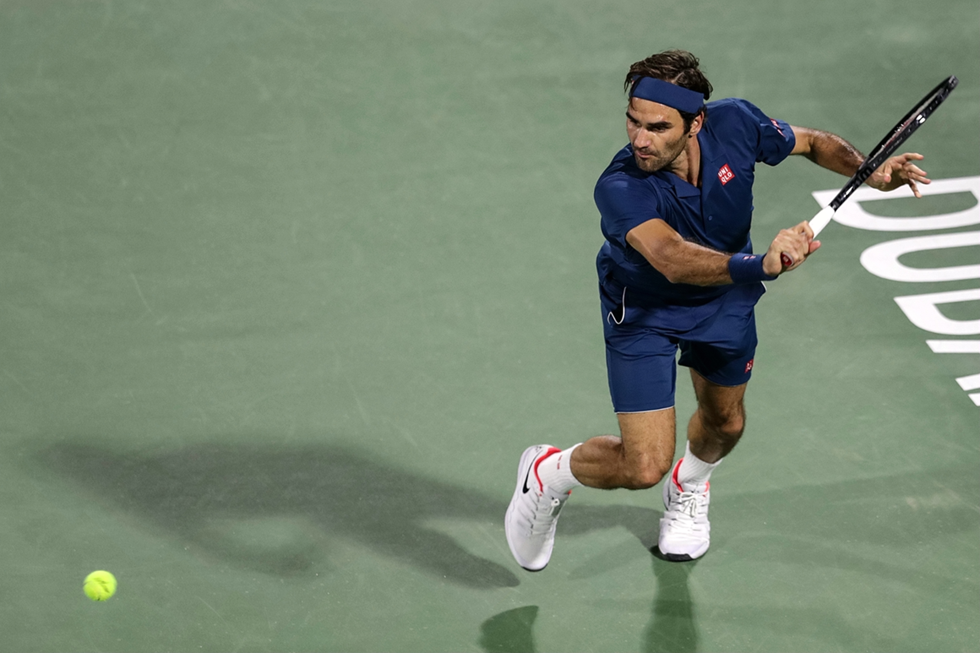 包含意大利网球队力克法国网球队，费德勒爆发神勇的词条