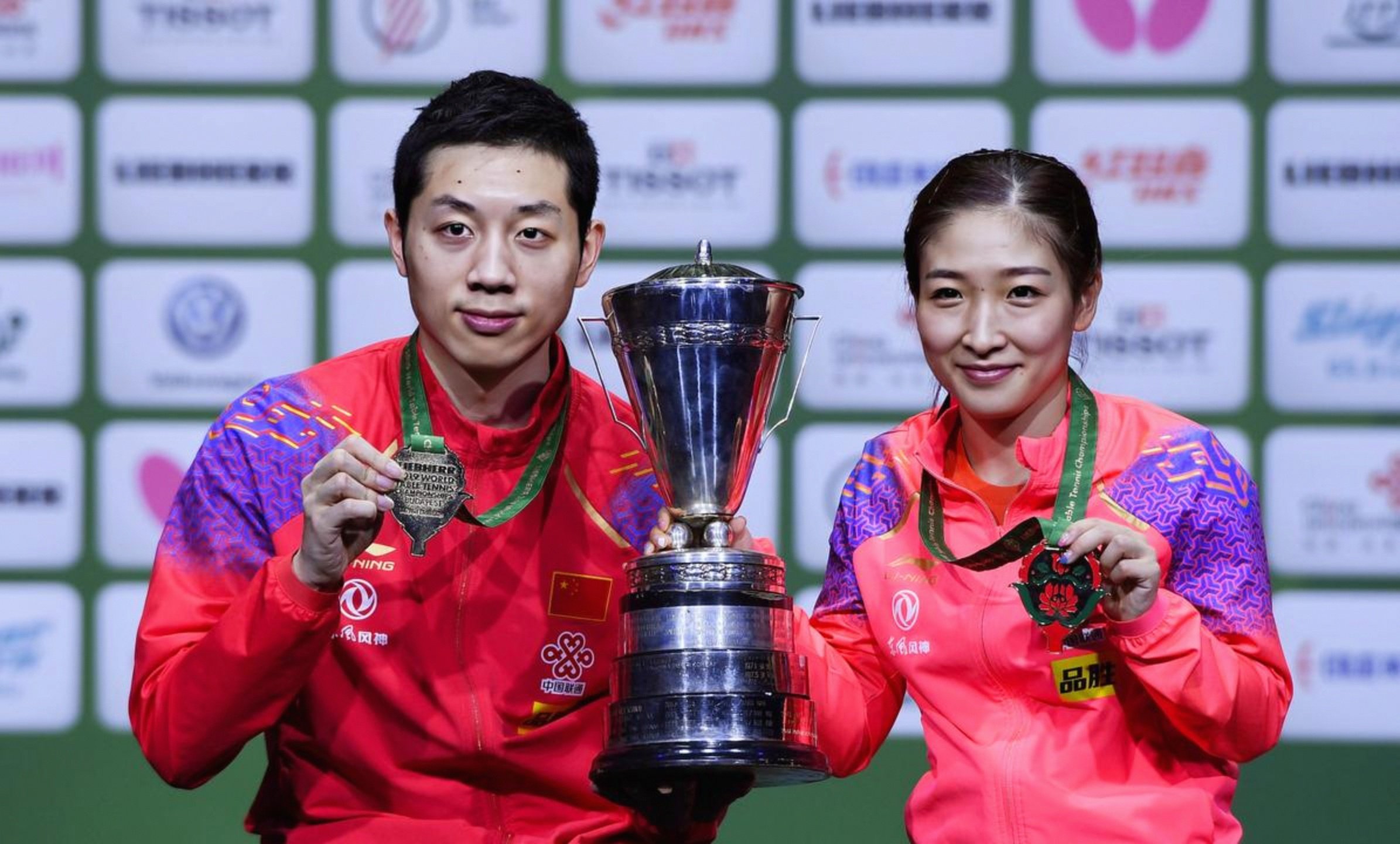 法国队横扫中国队,许昕惊艳四座 法国队横扫中国队,许昕惊艳四座