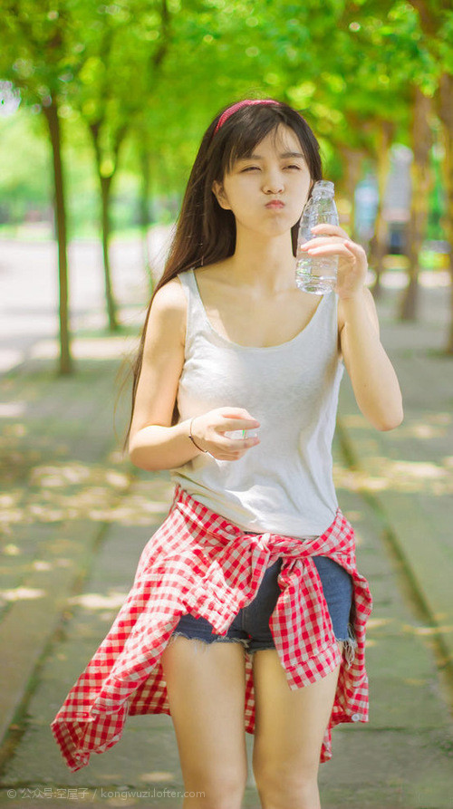 恩比德狂暴得分创纪录,雄鹿末节一波流横扫步行者